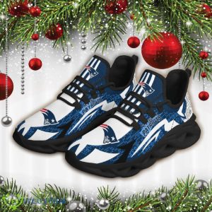 New England Patriots Symbol Geometric Pattern Max Soul Shoes For Men And Women Running Sneakers Gift Fans - New England Patriots Symbol Geometric Pattern Max Soul Shoes_6