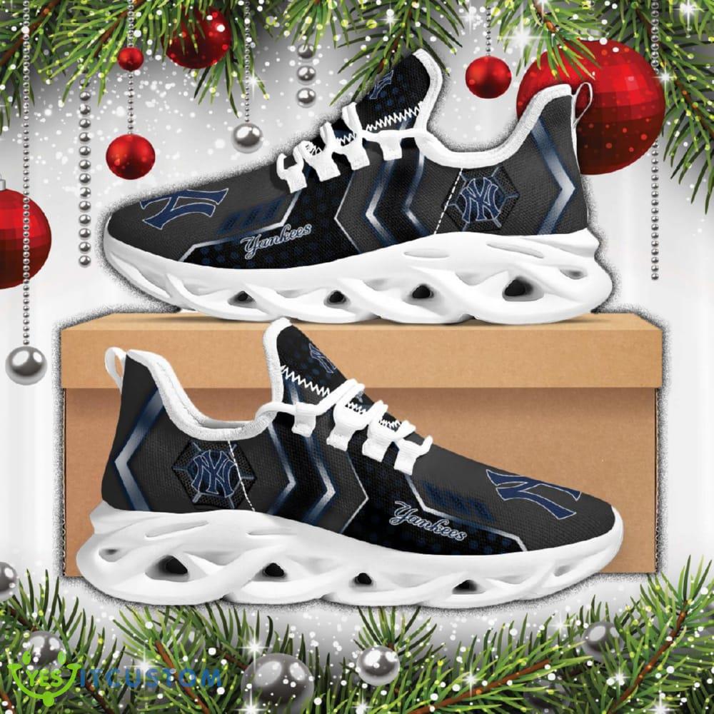 New York Yankees Pro Standard Max Soul Shoes For Men And Women Running Sneakers Gift Fans 13 New York Yankees Pro Standard Max Soul Shoes For Men And Women Running Sneakers Gift Fans - New York Yankees Pro Standard Max Soul Shoes_1