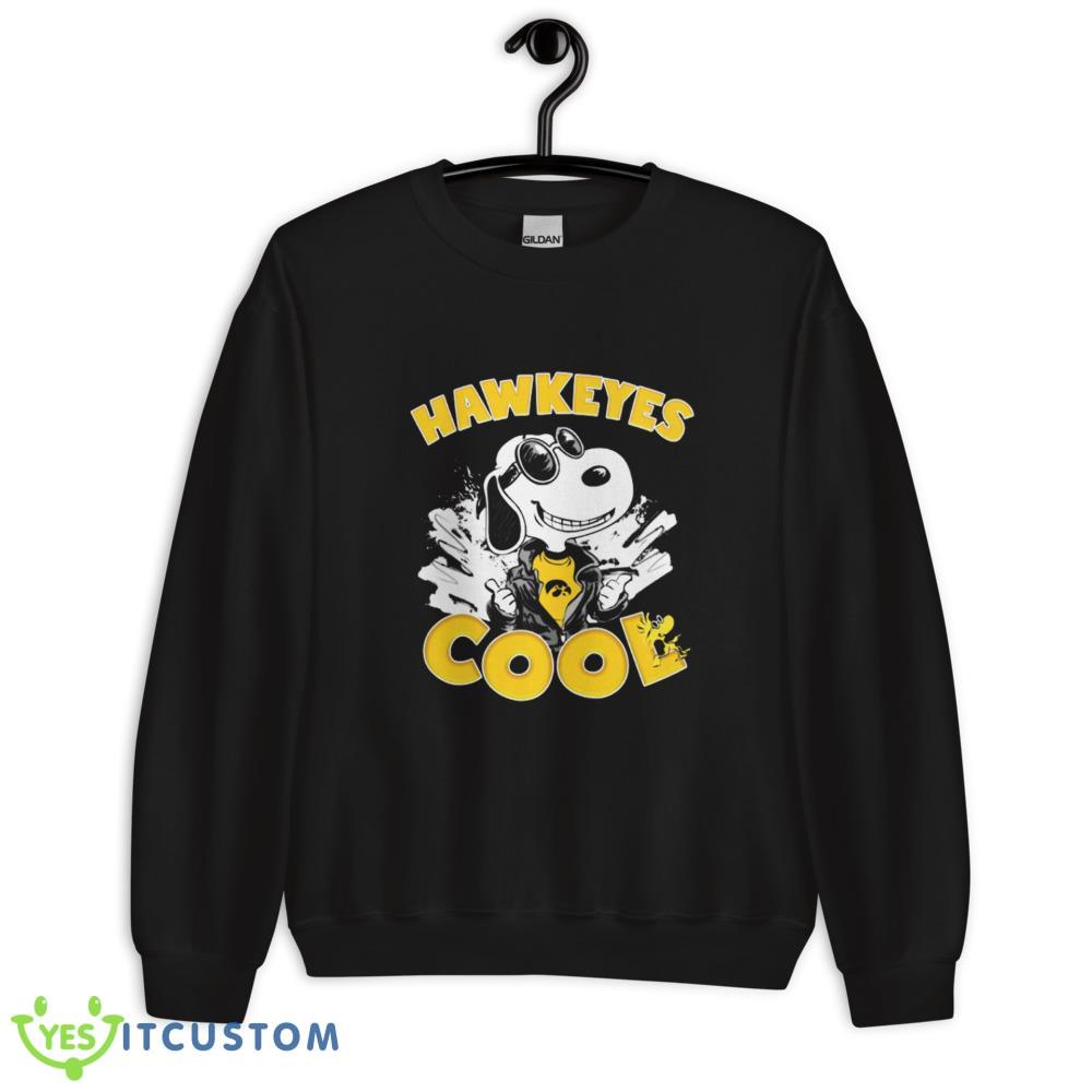 Iowa Hawkeyes Super Cool Limited Edition T Shirt, Christmas Sweatshirt 12 Iowa Hawkeyes Super Cool Limited Edition T Shirt, Christmas Sweatshirt - 18000 Unisex Heavy Blend Crewneck Sweatshirt