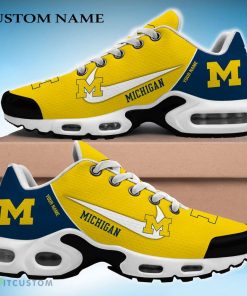 Michigan Wolverines Personalized NCAA Air Cushion Sports Shoes New Version Gift Sneakers - Michigan Wolverines Personalized NCAA Air Cushion Shoes_2