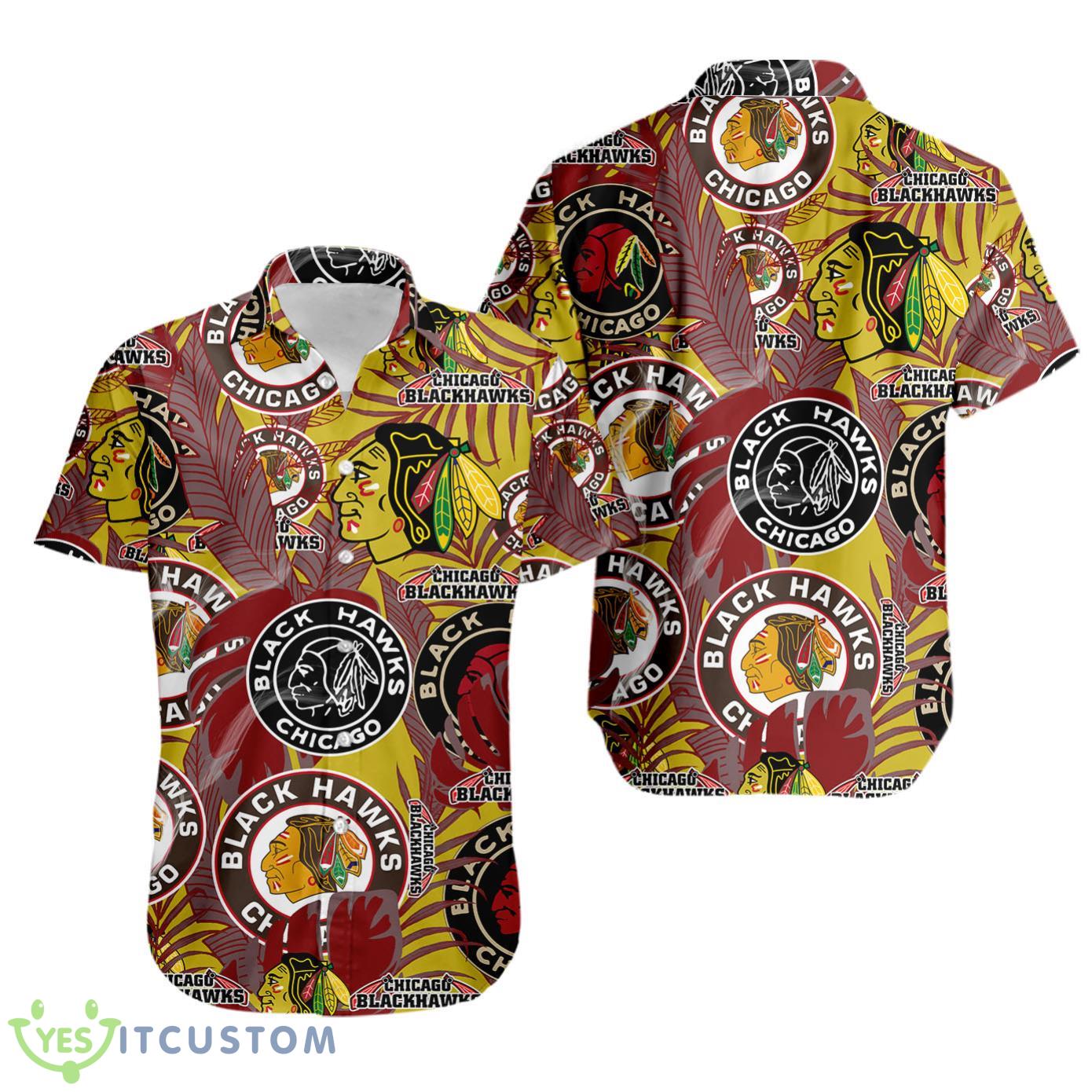 Chicago Blackhawks Retro NHL 3D Hawaiian Shirt 2 Chicago Blackhawks Retro NHL 3D Hawaiian Shirt Product Photo 1